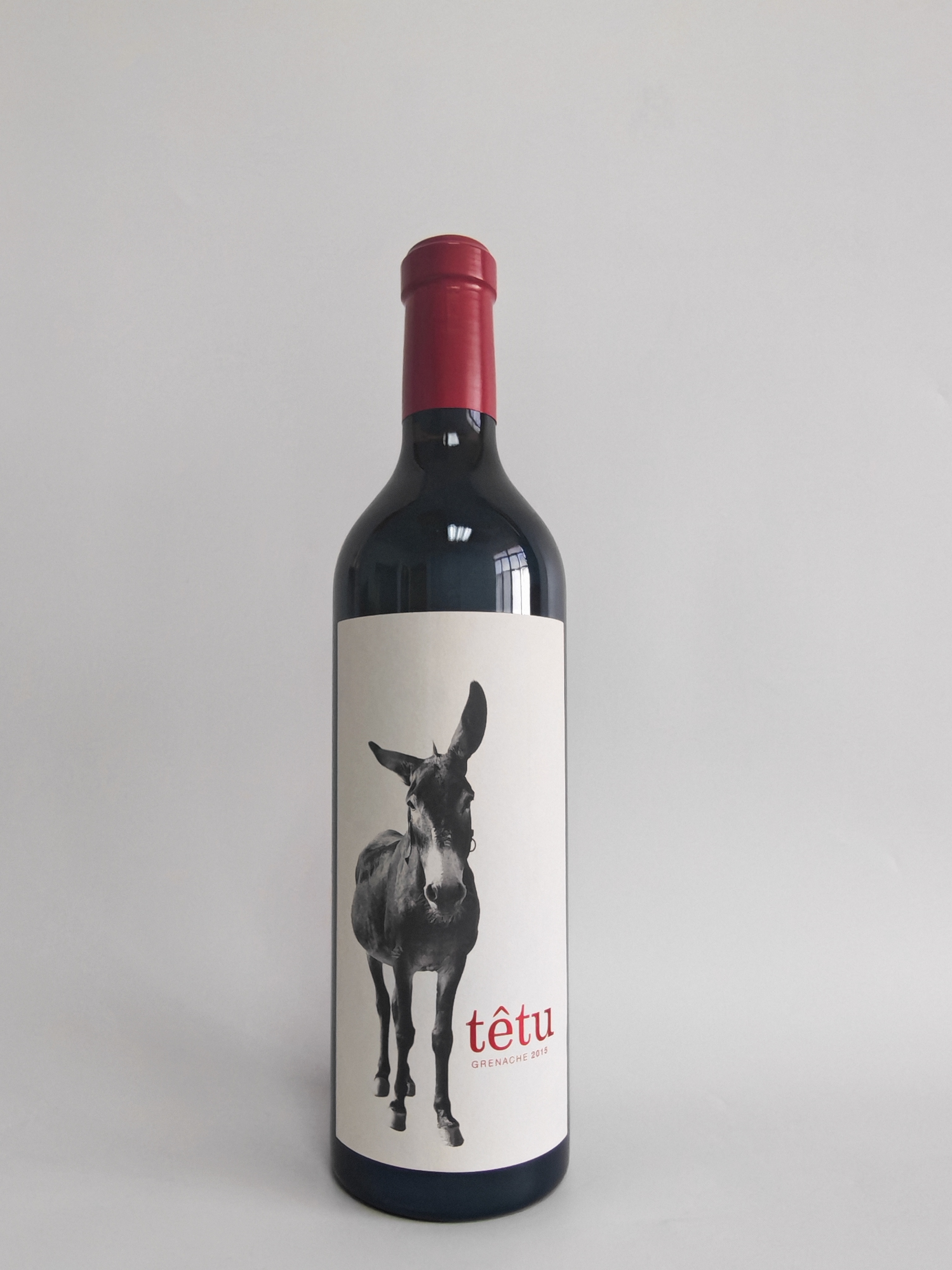 雄騼红葡萄酒， 2015，Tetu Grenache, IGP Cotes Catalanes, France 
